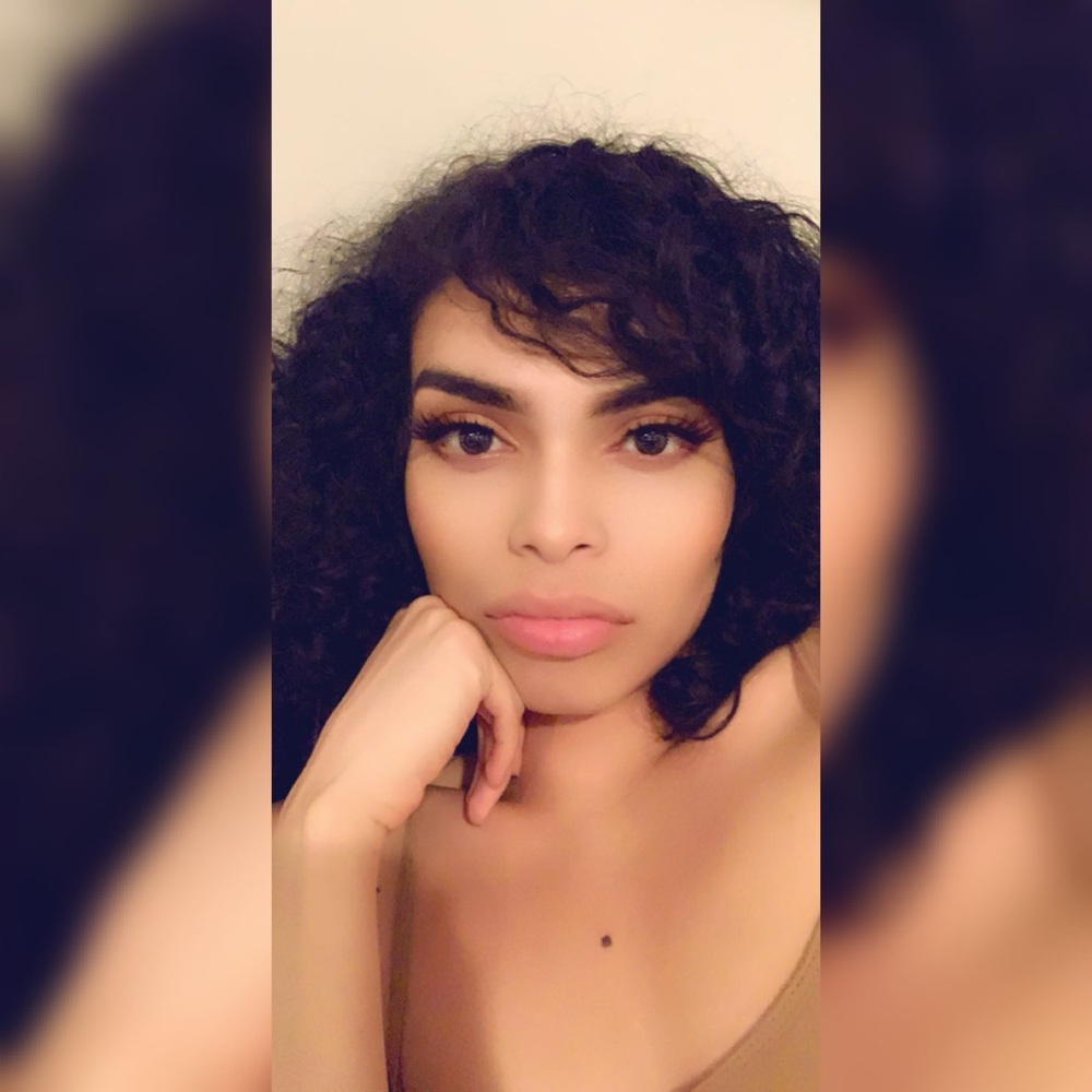 Meet your Posher, Cristina